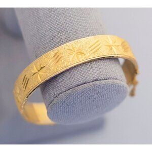 7.5 inch golden stars vintage hinged bangle (CX1)